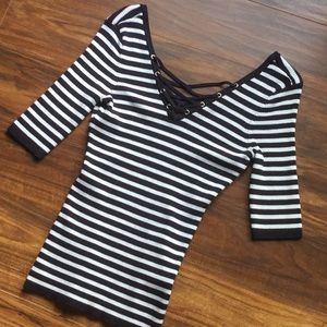 XS Lace-Up Top Ribbed with Stripes